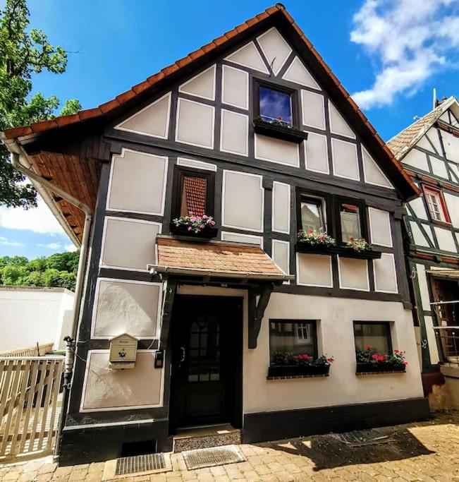 Fachwerkhaus Mitten In Der Altstadt - Ferien In Rotenburg Rotenburg an der Fulda Buitenkant foto
