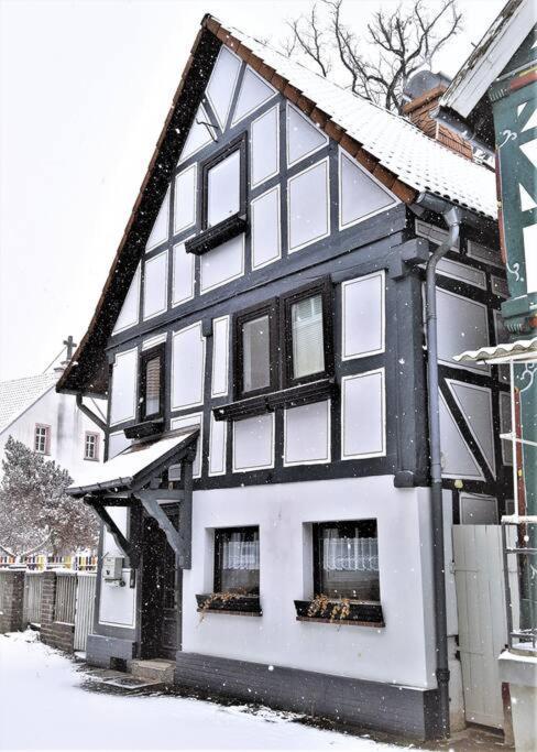 Fachwerkhaus Mitten In Der Altstadt - Ferien In Rotenburg Rotenburg an der Fulda Buitenkant foto